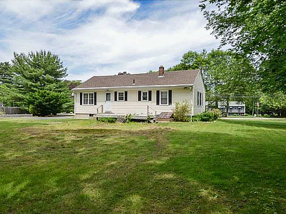 4th image of 920 Stony Ln