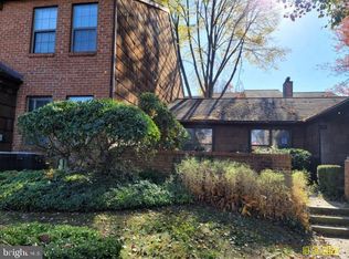 22 Hopkinson Ct #160, Wayne, PA 19087