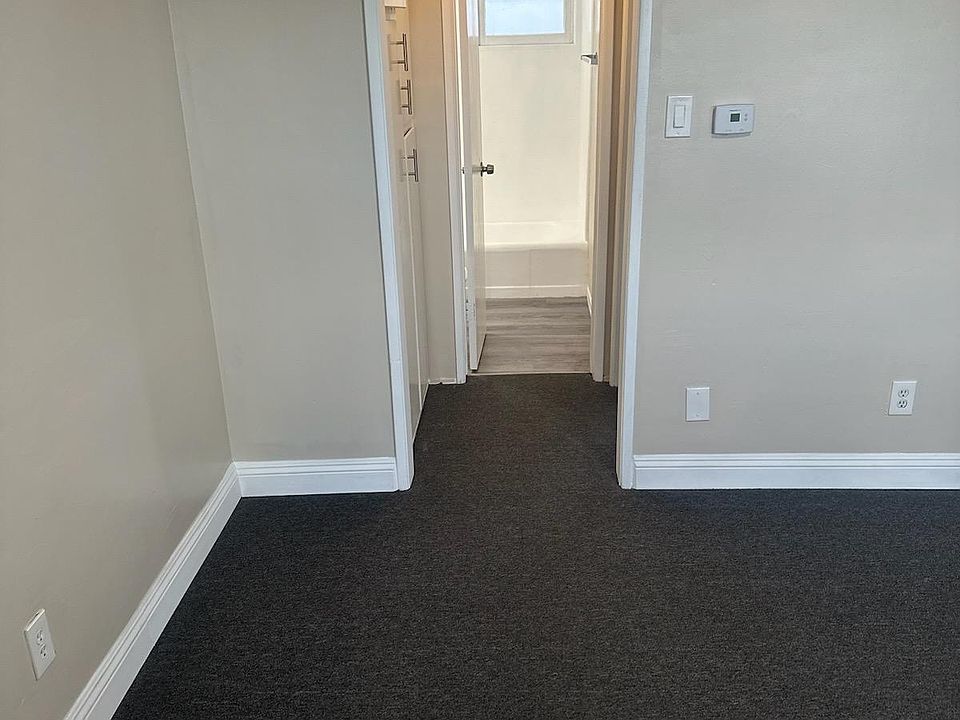 2nd image of 3921 E 54th St #B