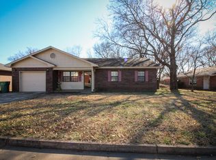 1414 E M St, Russellville, AR 72801