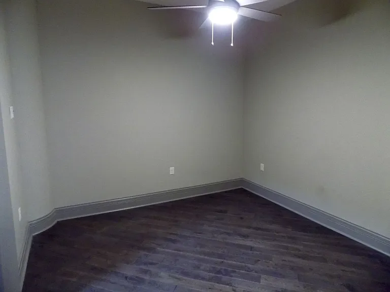 212 Brady St — Photo 16