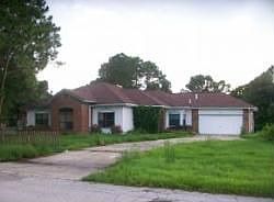 2nd image of 4700 Cathedral Way