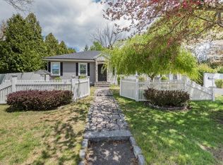 42 W Woodbridge Rd, North Andover, MA 01845