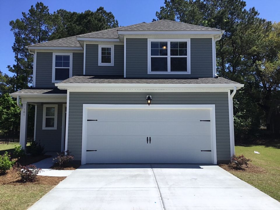 1st image of 101 Swan Dr