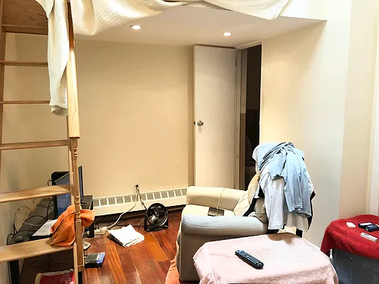 Rented by Oxford Property Group | media 18