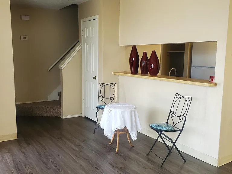 5236 Meadow Fld #1 — Photo 4