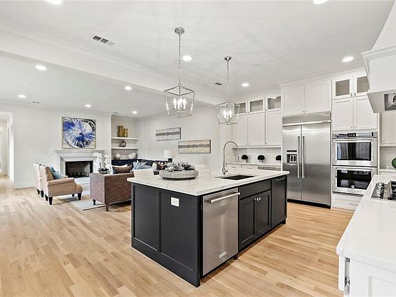 4th image of 7614 Kaywood Dr