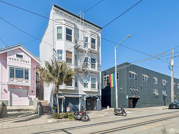 2nd image of 334 Noe St