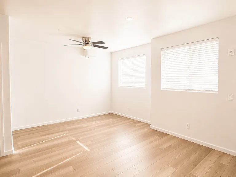 2788 Plumas St — Photo 35