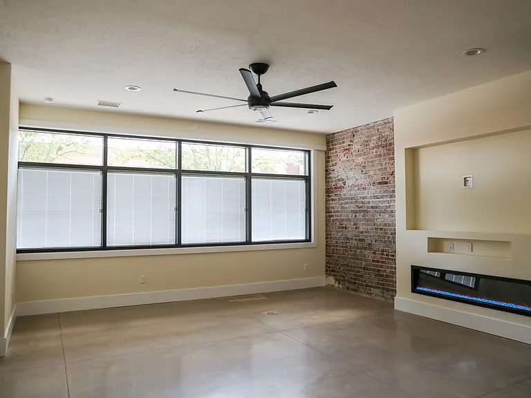 207 Chestnut St #207 — Photo 17