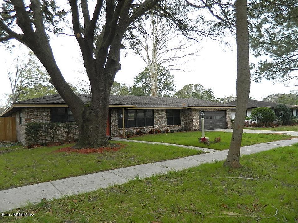 1st image of 8166 Veracruz Dr
