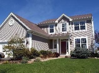 466 Nuthatch Way, Lindenhurst, IL 60046