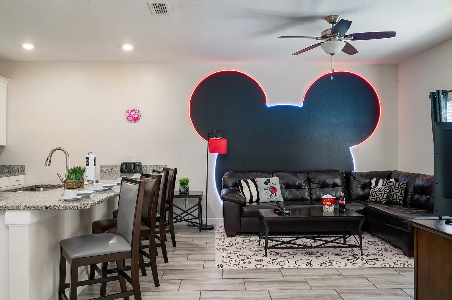 4 bed, 3.0 bath, 2066 sqft, $6,566 — Photo 3