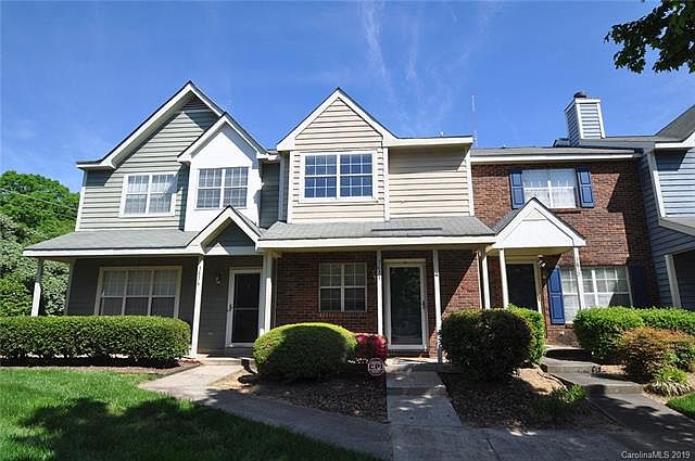 1st image of 3834 Mosscroft Ln