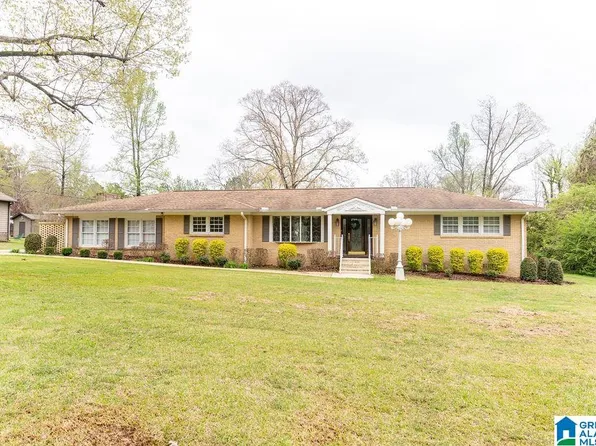 155 Janie St, Sumiton, AL 35148