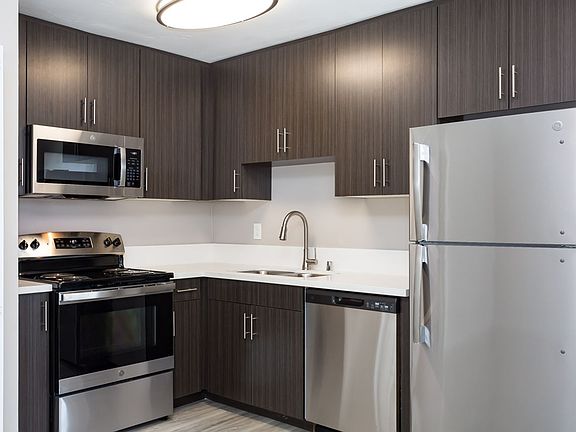 4th image of 819 W Palm Ave #819
