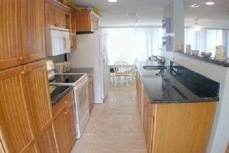2nd image of 869 NW 81st Ter