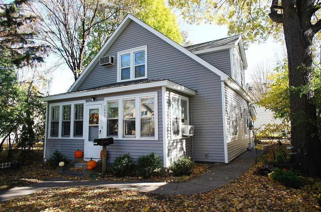 1 bed, 800 sqft, $1,275 — Photo 1