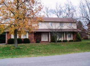 1147 Stirling Dr, Danville, KY 40422