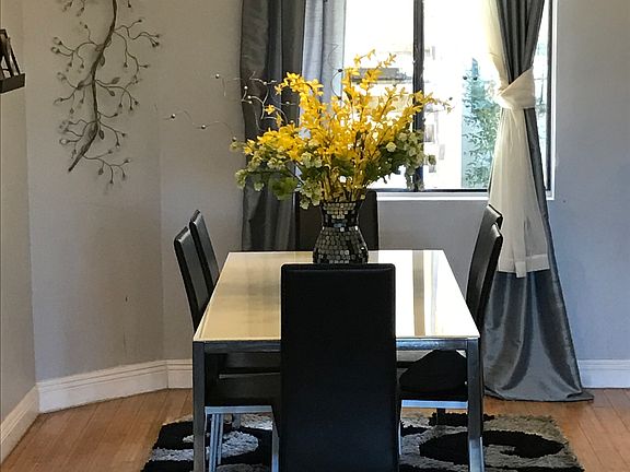 3rd image of 7632 Topanga Canyon Blvd APT 120