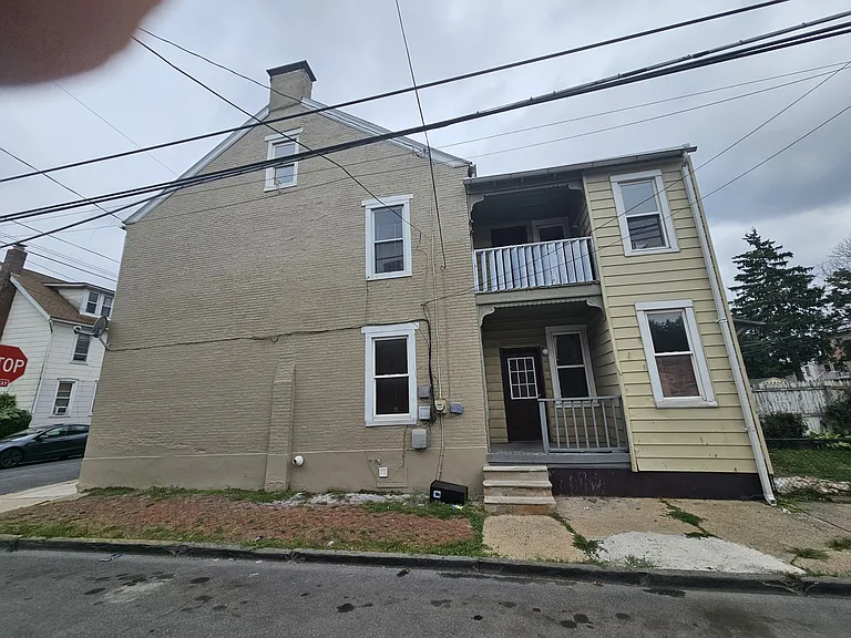 731 N Lumber St — Photo 2