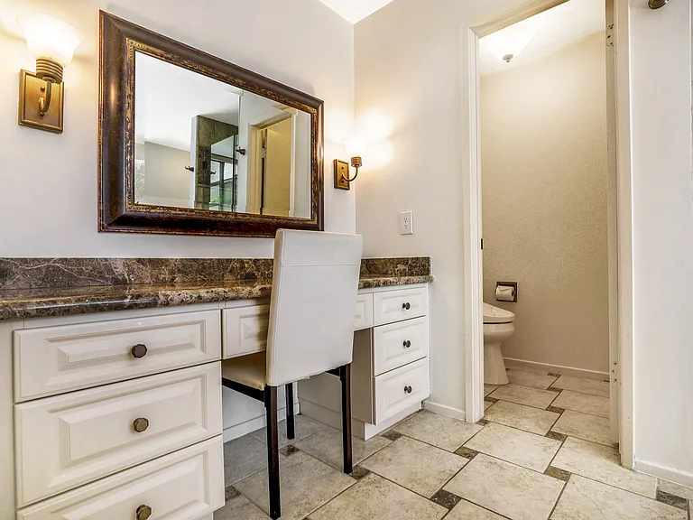 31 Stanford Dr — Photo 19