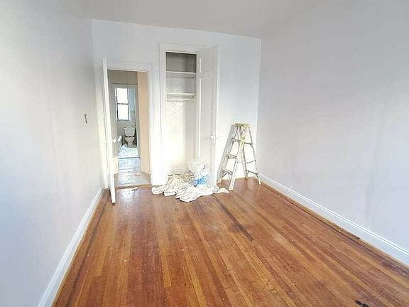 4th image of 991 Carroll St #C17