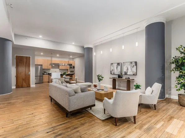 106 N High St APT 302, Columbus, OH 43215