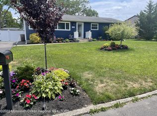 119 Pheasant Dr, Bayville, NJ 08721