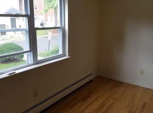 100 Grantwood Blvd APT 4, Palisades Park, NJ 07650