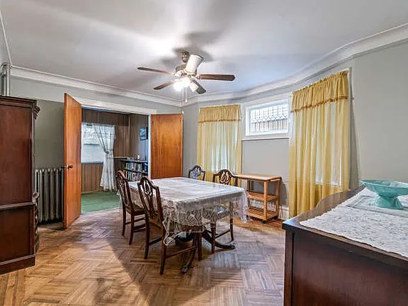 5th image of 11140 Myrtle Ave