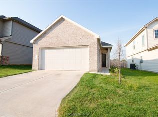 1426 Desire Ln, Bryan, TX 77803