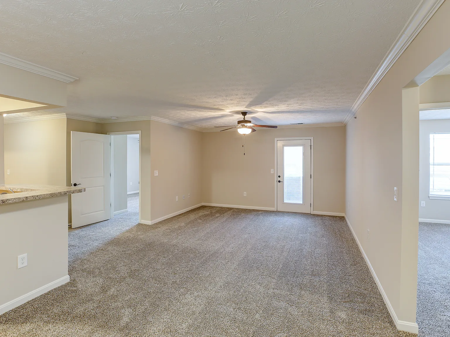 Shelby Oaks Apartments — Photo 2