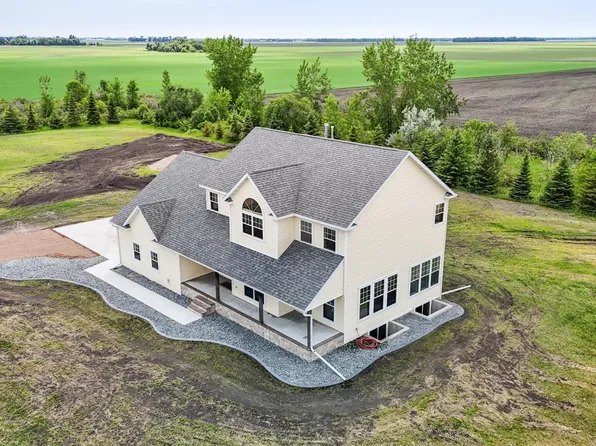 17384 55th St SE, Christine, ND 58015