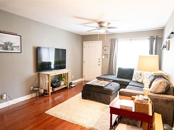 3rd image of 2020 S Congress Ave APT 2122
