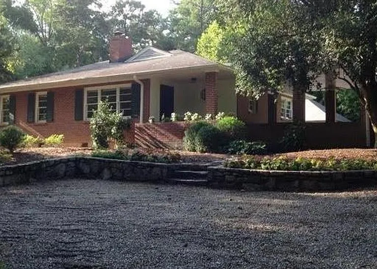 1916 Mason Mill Rd — Photo 1