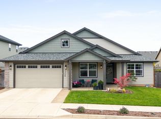 1738 SE Thimbleberry Ave, Dallas, OR 97338