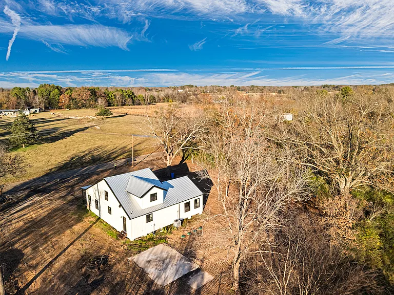3528 County Road 4460 — Photo 45