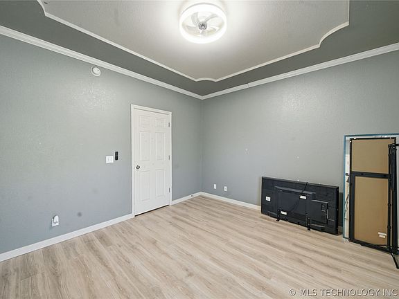 4th image of 27362 E 146th St S