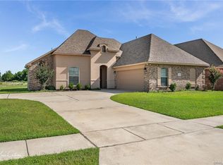 201 Roanoke Circle, Benton, LA 71006