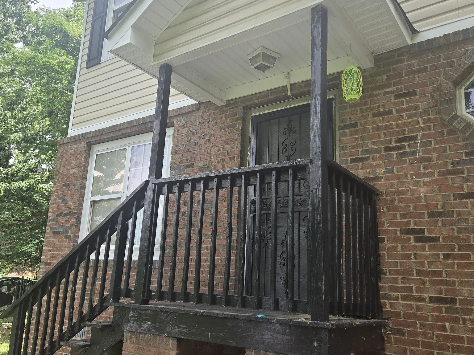 4 bed, 2.5 bath, 2610 sqft, $1,800 — Photo 4