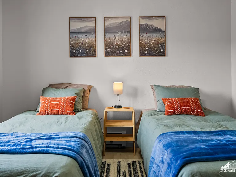 2101 Solstice Cir — Photo 31