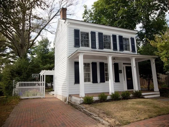 21 Maplewood Ave, Cranbury, NJ 08512