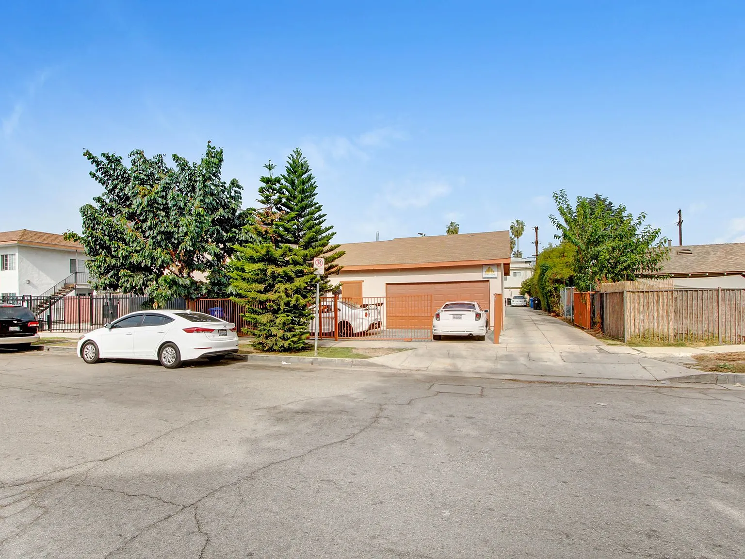 14105 Calvert St. — Photo 2
