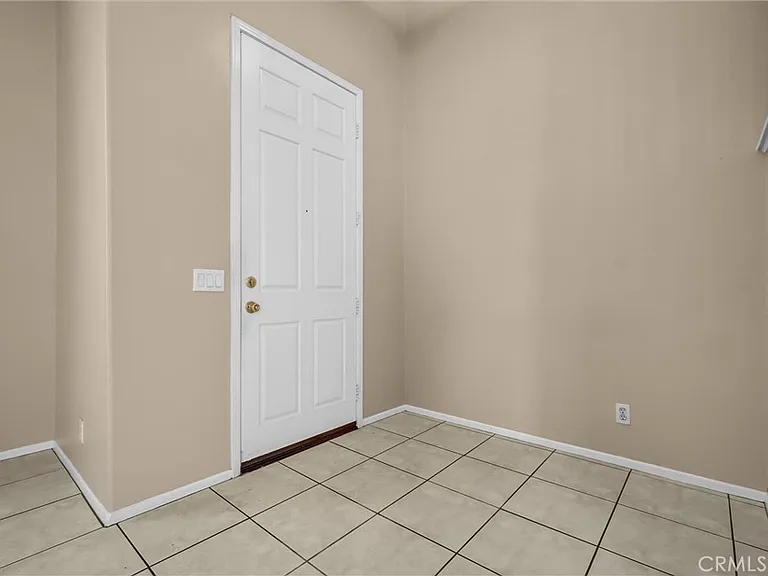 11625 Maynard Ave — Photo 10