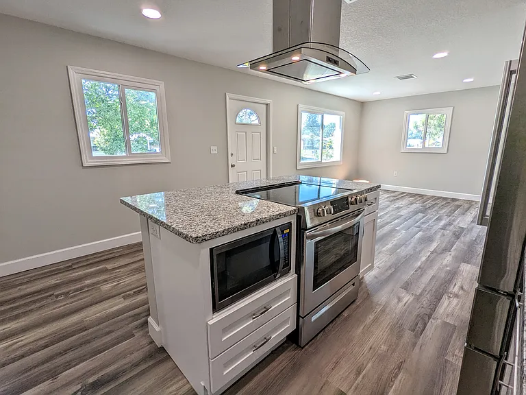 2215 King Richard Rd — Photo 11