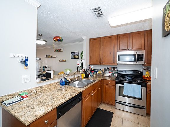 2nd image of 2112 Old Taylor Rd APT B3