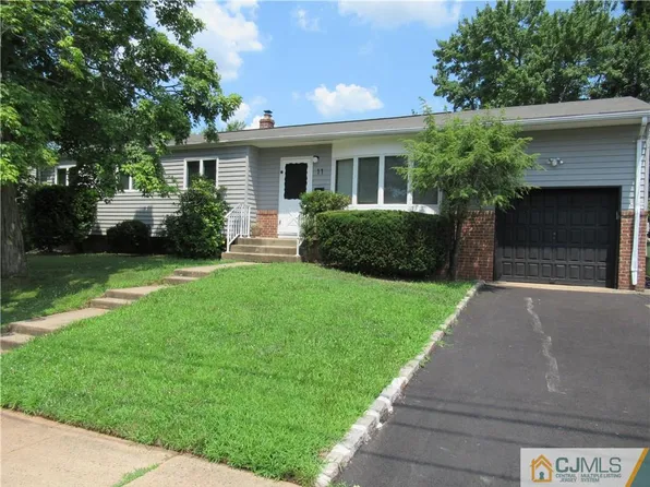 11 Eardley Rd, Edison, NJ 08817