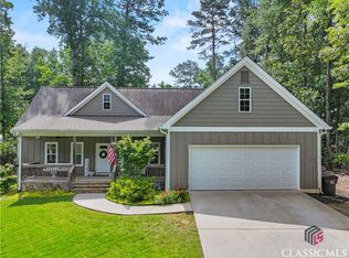 105 Crest View Dr, Jefferson, GA 30549