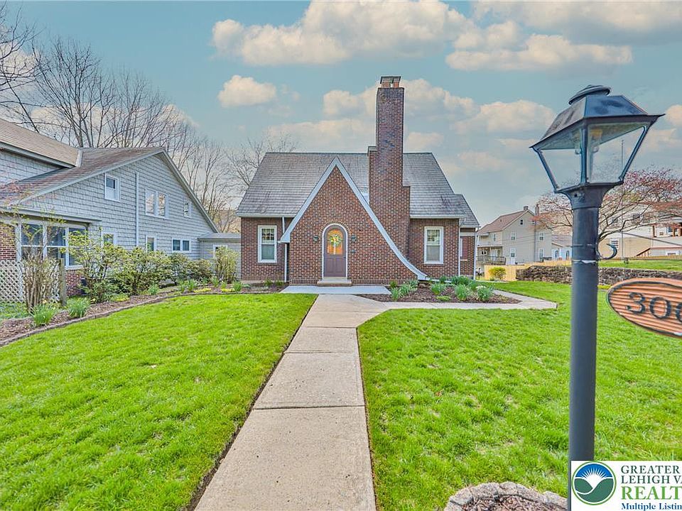 1st image of 300 Princeton Ave